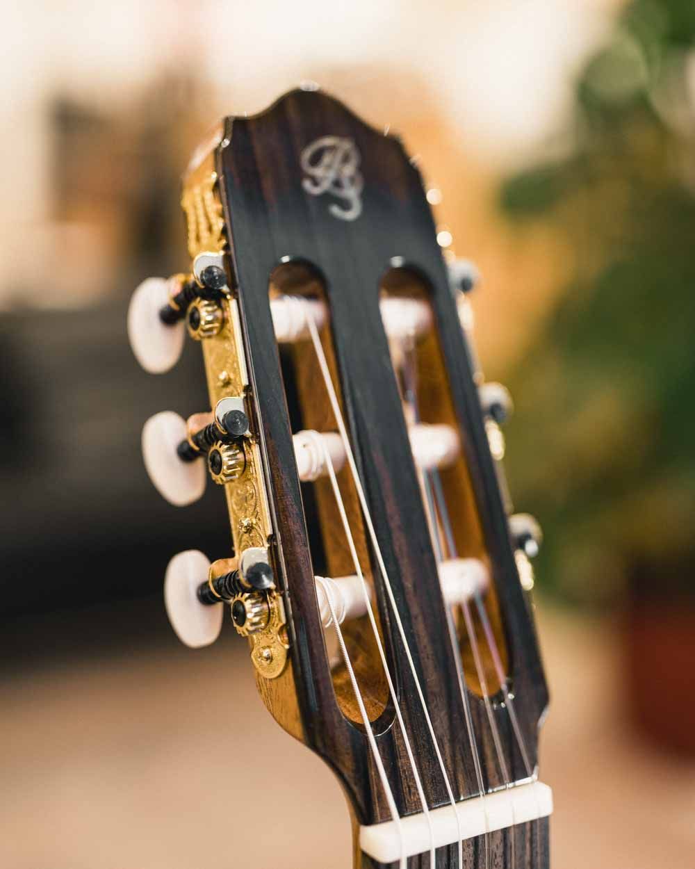 Классическая гитара Prudencio 3-CW (52) Cedar - купить в "Гитарном Клубе"
