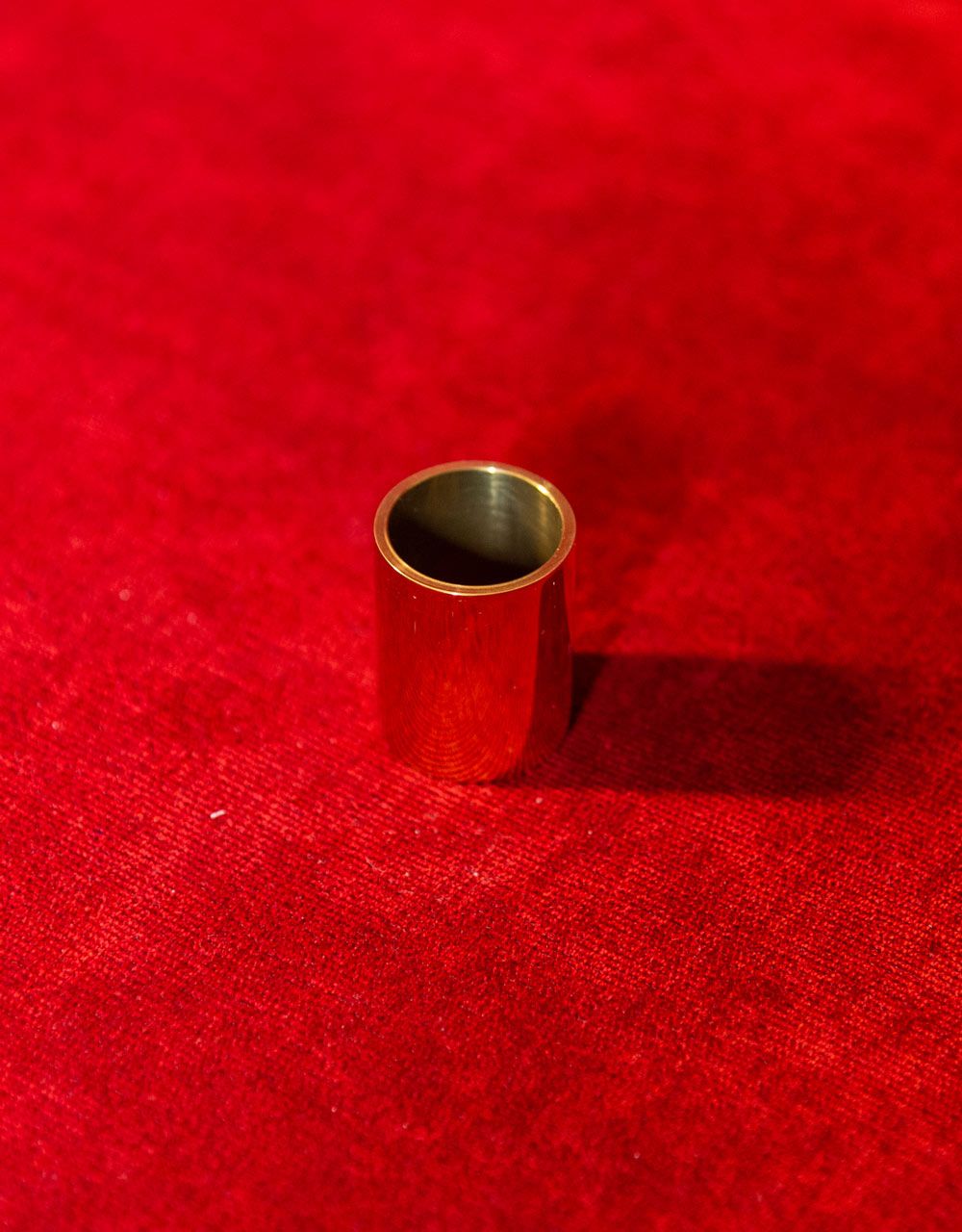 Слайд Dunlop 223 Brass Slide Medium Knuckle - купить в "Гитарном Клубе"