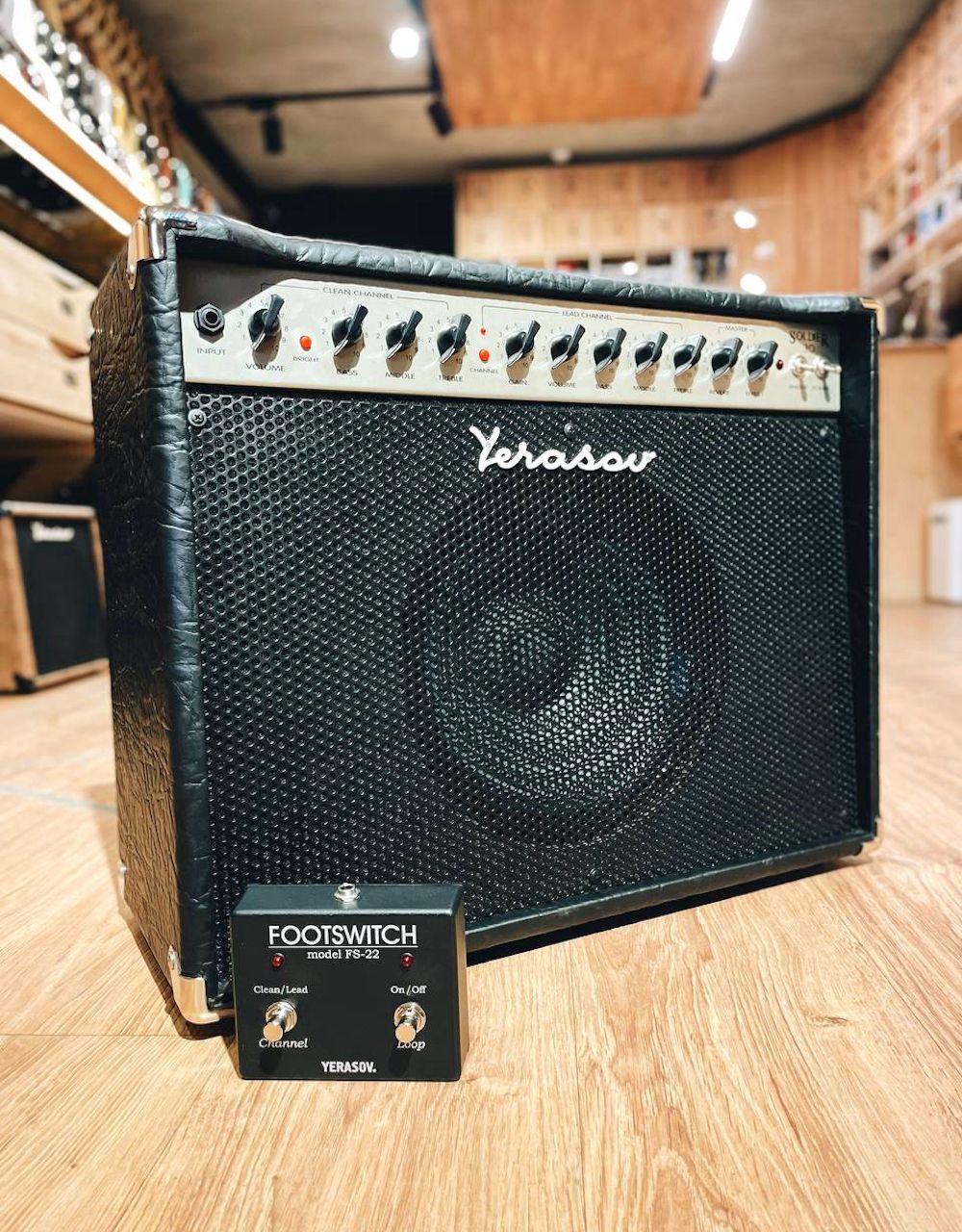 Ламповый комбоусилитель для электрогитары Yerasov SOLDIER 30L, 1x12" Celestion seventy 80, 30 Вт - купить в "Гитарном Клубе"