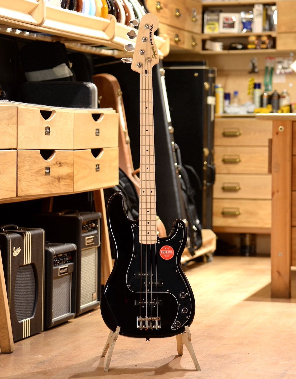 Бас-гитара Squier Affinity Precision PJ Bass MN Black - купить в "Гитарном Клубе"