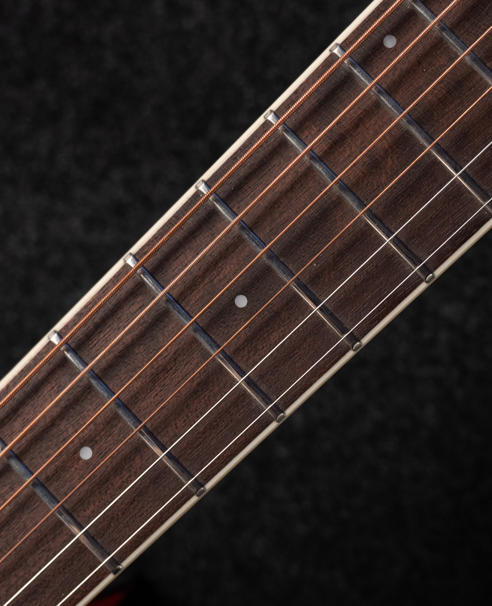 Электроакустическая гитара Ovation CS24L-4G Celebrity Standart Mid-Depth Natural - купить в "Гитарном Клубе"