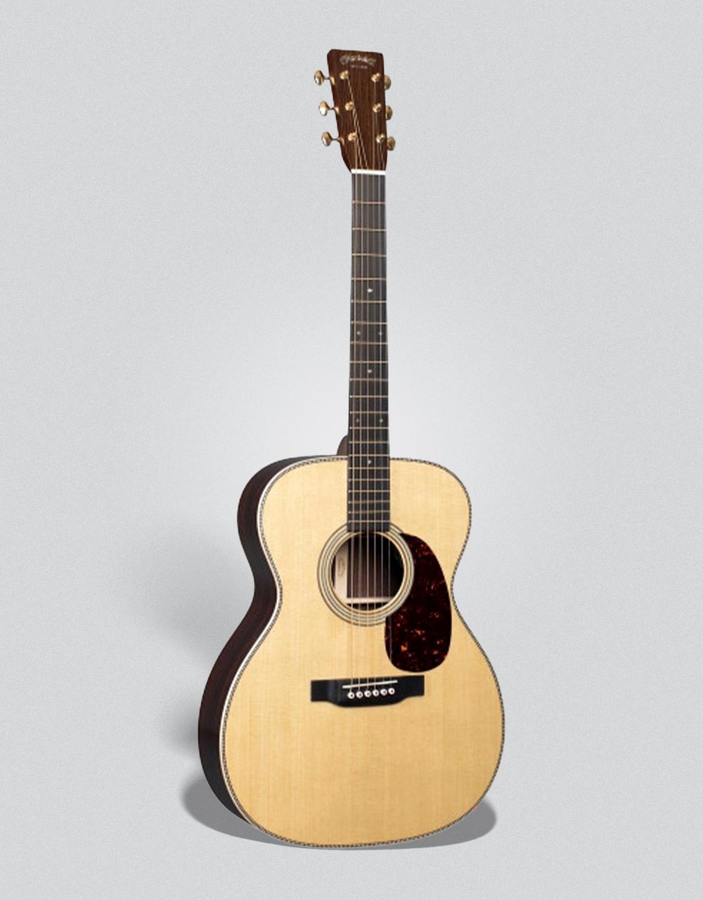Электроакустическая гитара Martin 000-28E Modern Deluxe - купить в "Гитарном Клубе"