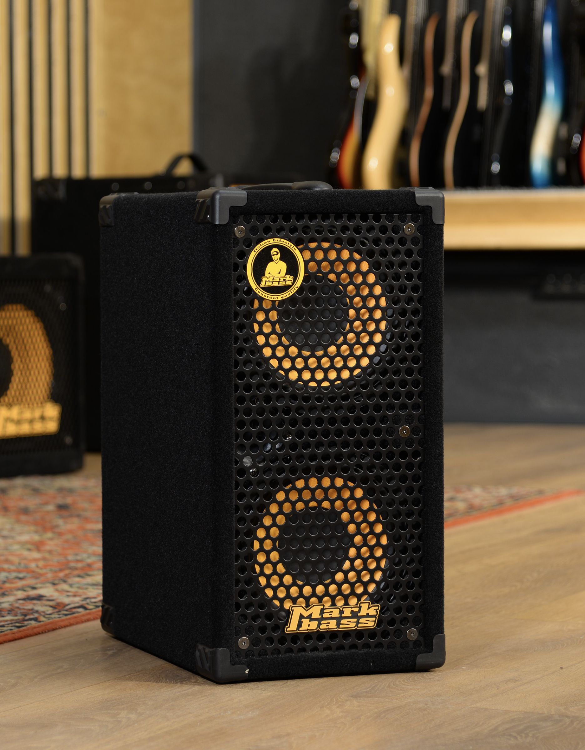 Комбоусилитель для бас-гитары Markbass Minimark 802, 2x8", 150Вт - купить в "Гитарном Клубе"