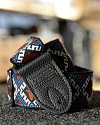 Ремень для гитары PRS Jacquard Hootenanny Strap, Red, White & Blue Birds - купить в "Гитарном Клубе"