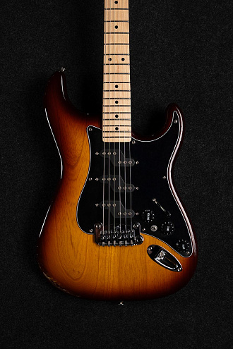 Электрогитара G&L Builder