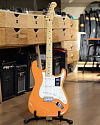 Электрогитара Fender Player Stratocaster Capri Orange - купить в "Гитарном Клубе"