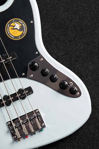 Бас-гитара Sire V3-4 SNB (2n Gen) - купить в "Гитарном Клубе"