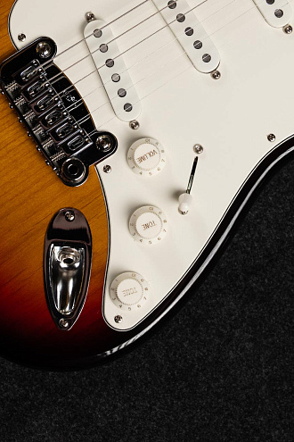Электрогитара G&L FD Legacy 3-Tone Sunburst CR - купить в "Гитарном Клубе"