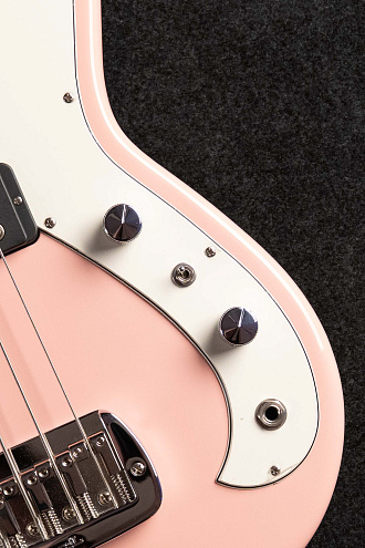 Бас-гитара G&L FD Fallout Shortscale Bass Shell Pink CR - купить в "Гитарном Клубе"