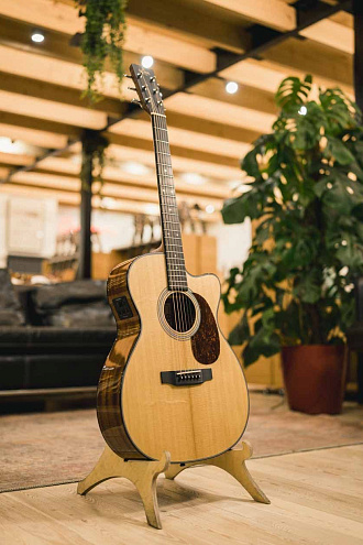 Электроакустическая гитара Sigma 000MC-1E - купить в "Гитарном Клубе"