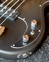 Бас-гитара G&L Tribute Kiloton Black Frost RW Poplar - купить в "Гитарном Клубе"