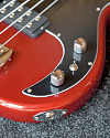 Бас-гитара G&L Tribute Kiloton Candy Apple Red MP Poplar - купить в "Гитарном Клубе"