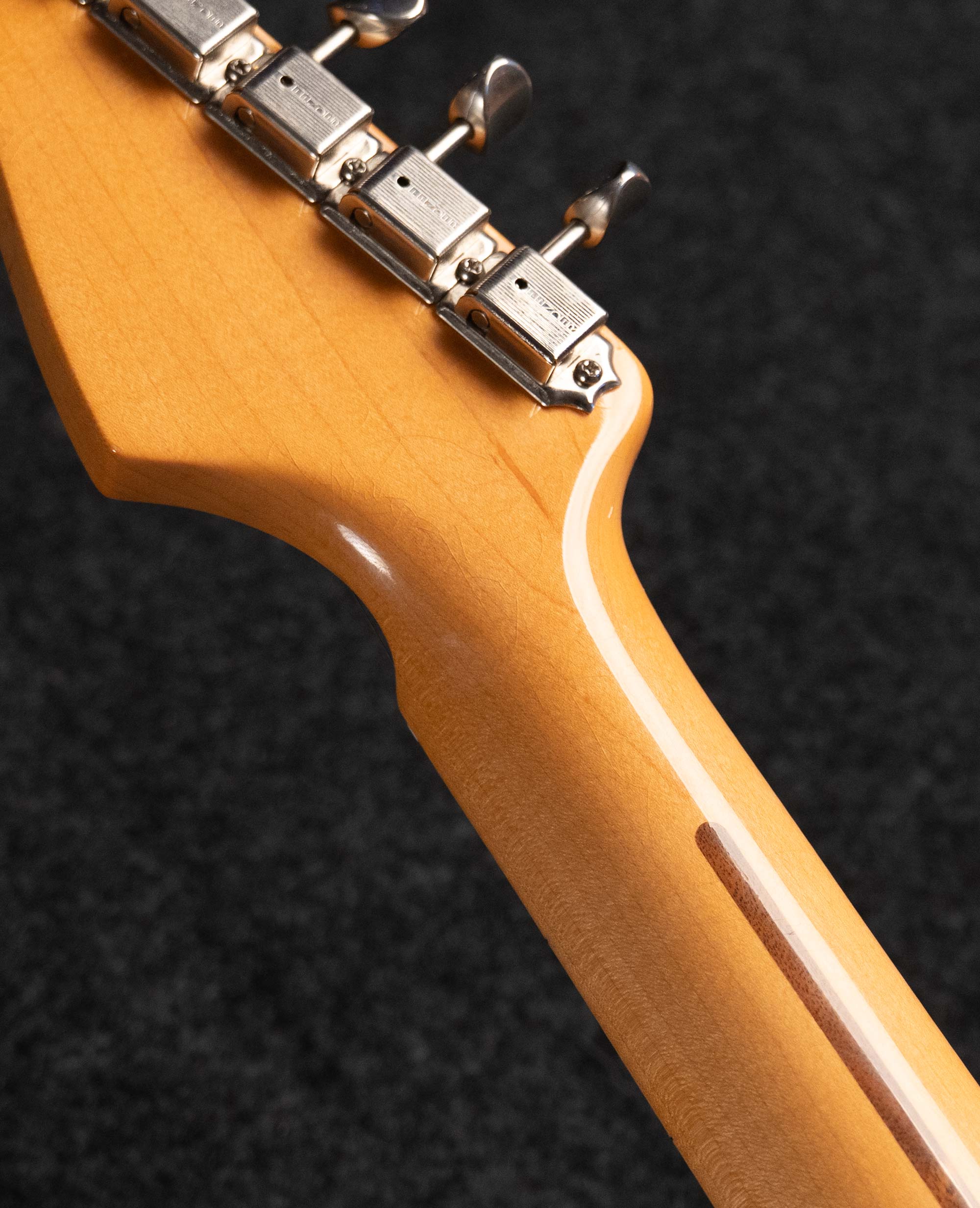 Электрогитара Fender American Original 