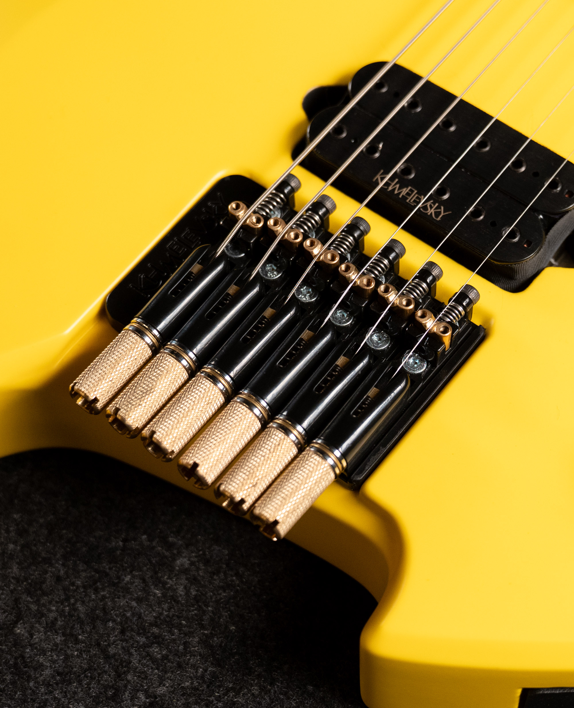 Электрогитара Khmelevsky Wing Fiesta #144 - купить в "Гитарном Клубе"