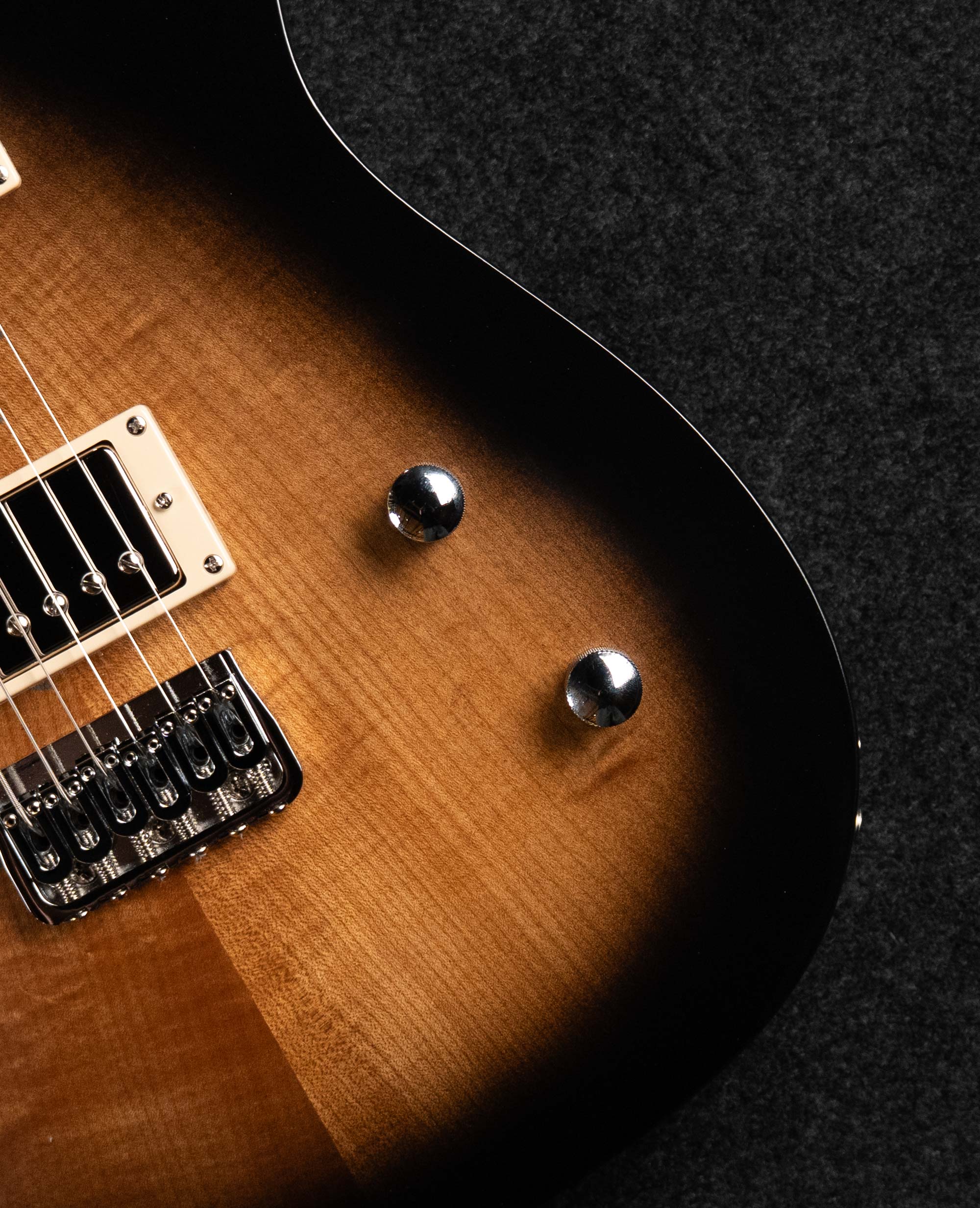 Электрогитара Inspector TT Semi-Hollow Limited Edition Tobacco Burst  - купить в "Гитарном Клубе"