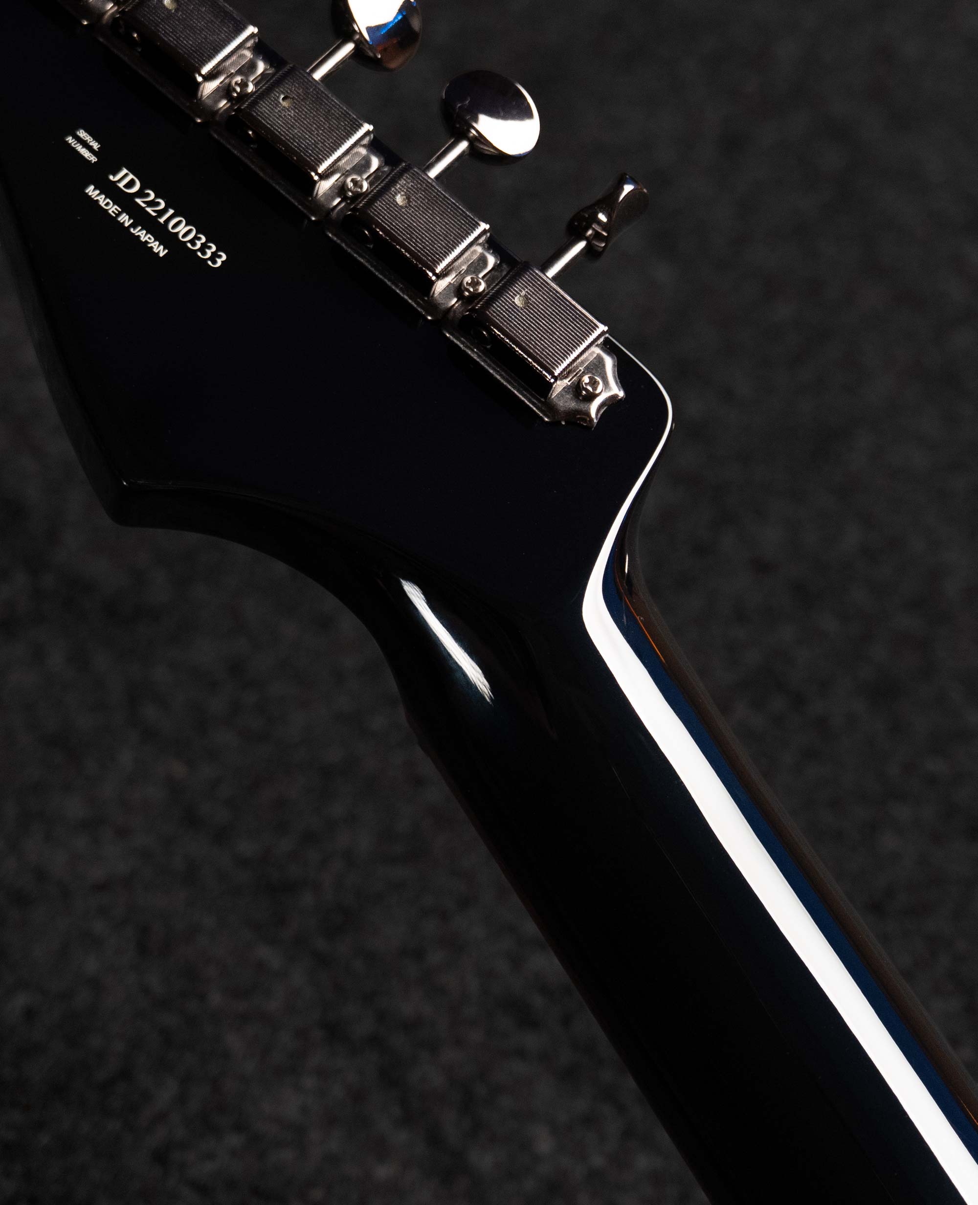 Электрогитара Fender Stratocaster Limited Final Fantasy XIV - купить в "Гитарном Клубе"