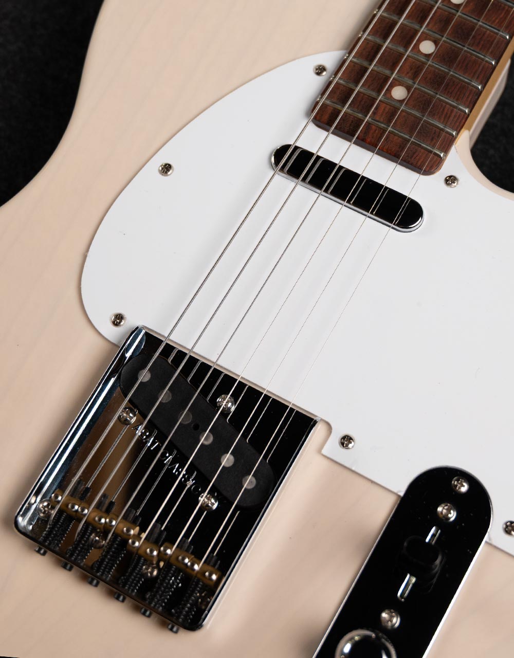 Электрогитара G&L FD ASAT Classic Alnico Blonde CR - купить в "Гитарном Клубе"