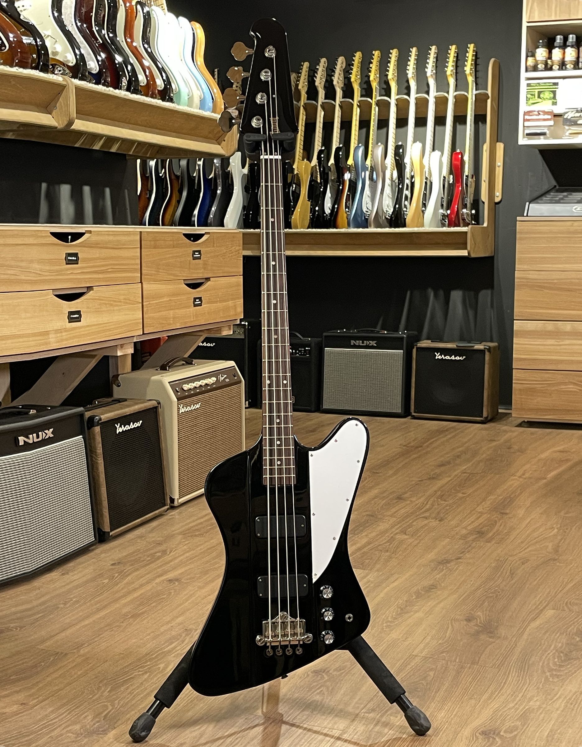Бас-гитара Burny TB65 Black - купить в "Гитарном Клубе"