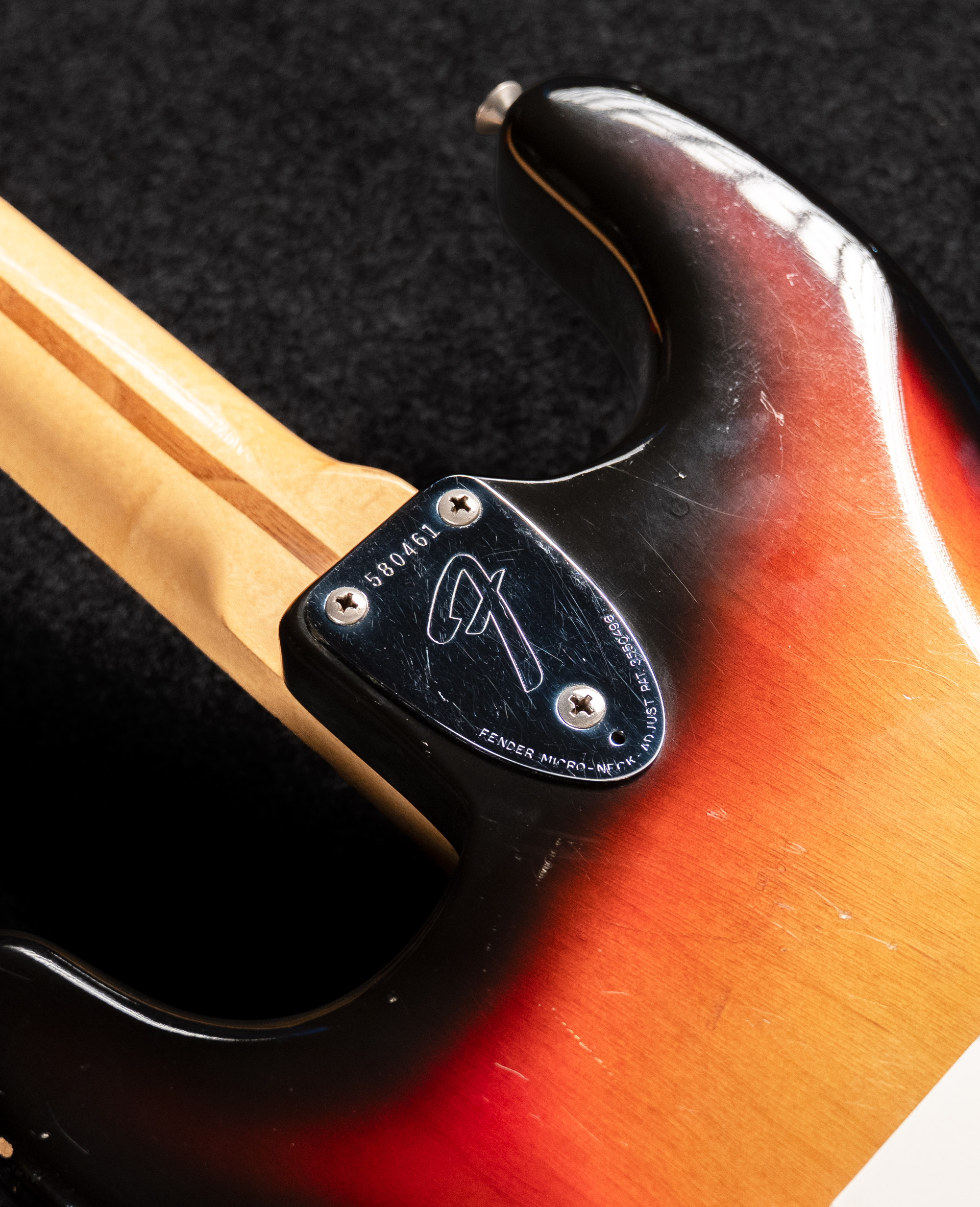 Электрогитара Fender Stratocaster ‘1975 - купить в "Гитарном Клубе"