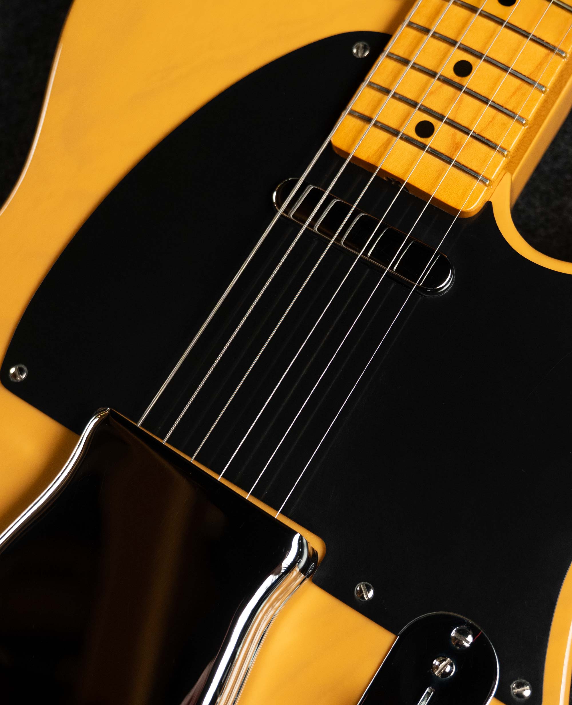 Электрогитара Fender AVRI 