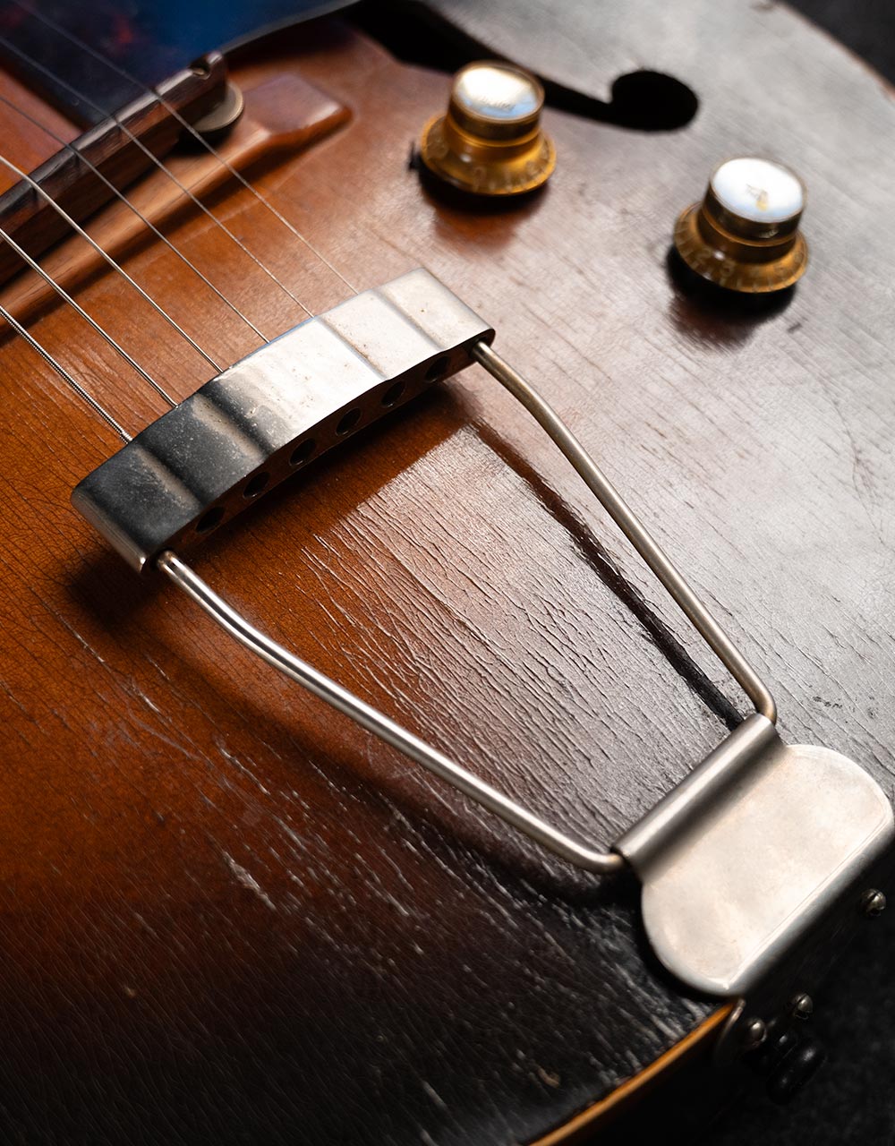 Электрогитара Gibson Es-140 3\4’54 - купить в "Гитарном Клубе"