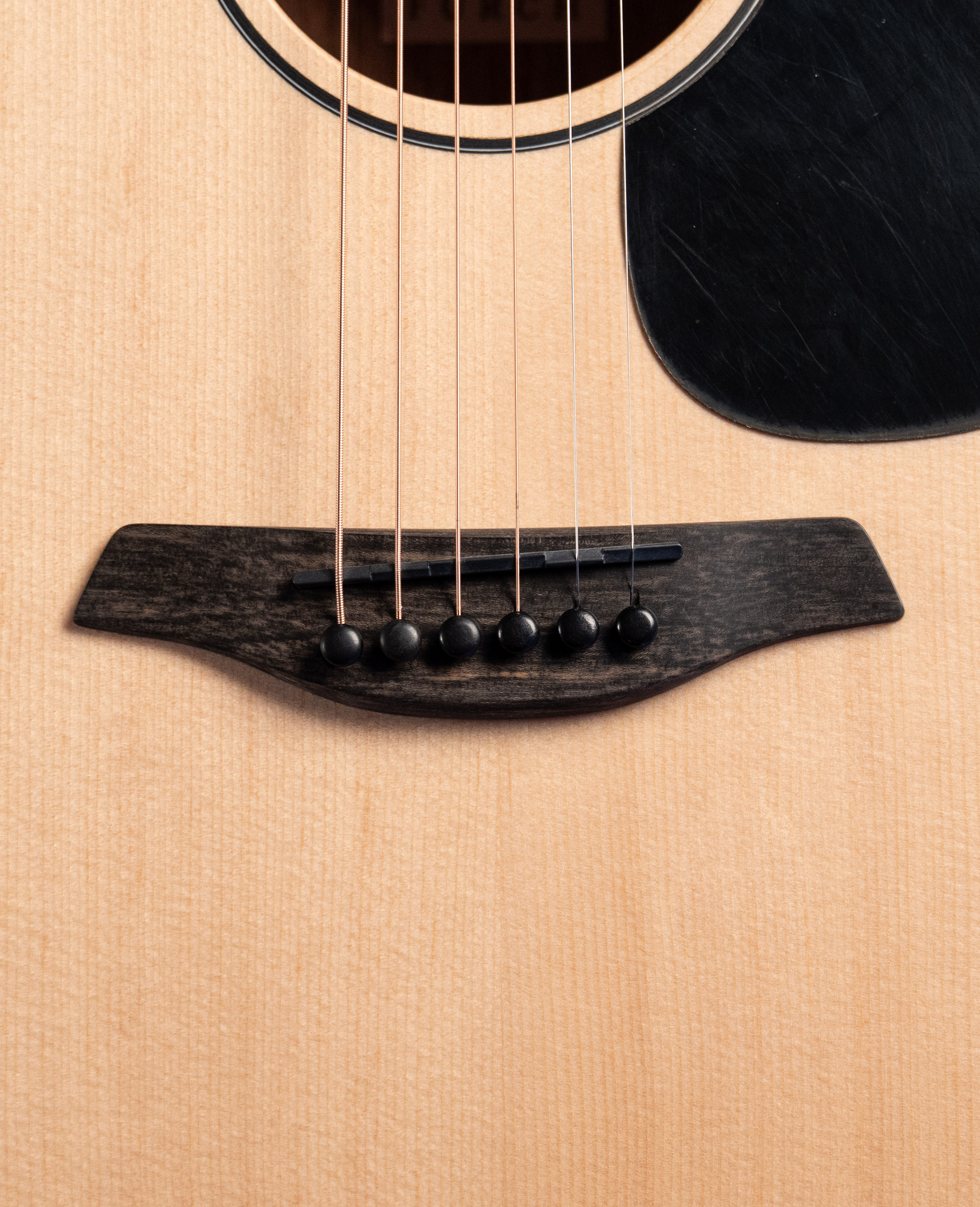 Акустическая гитара Furch Violet D-SM - купить в "Гитарном Клубе"