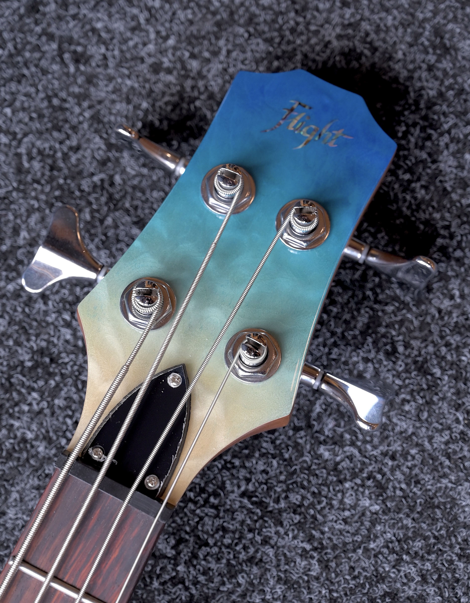 Бас-электроукулеле Flight Mini Bass TBL - купить в "Гитарном Клубе"