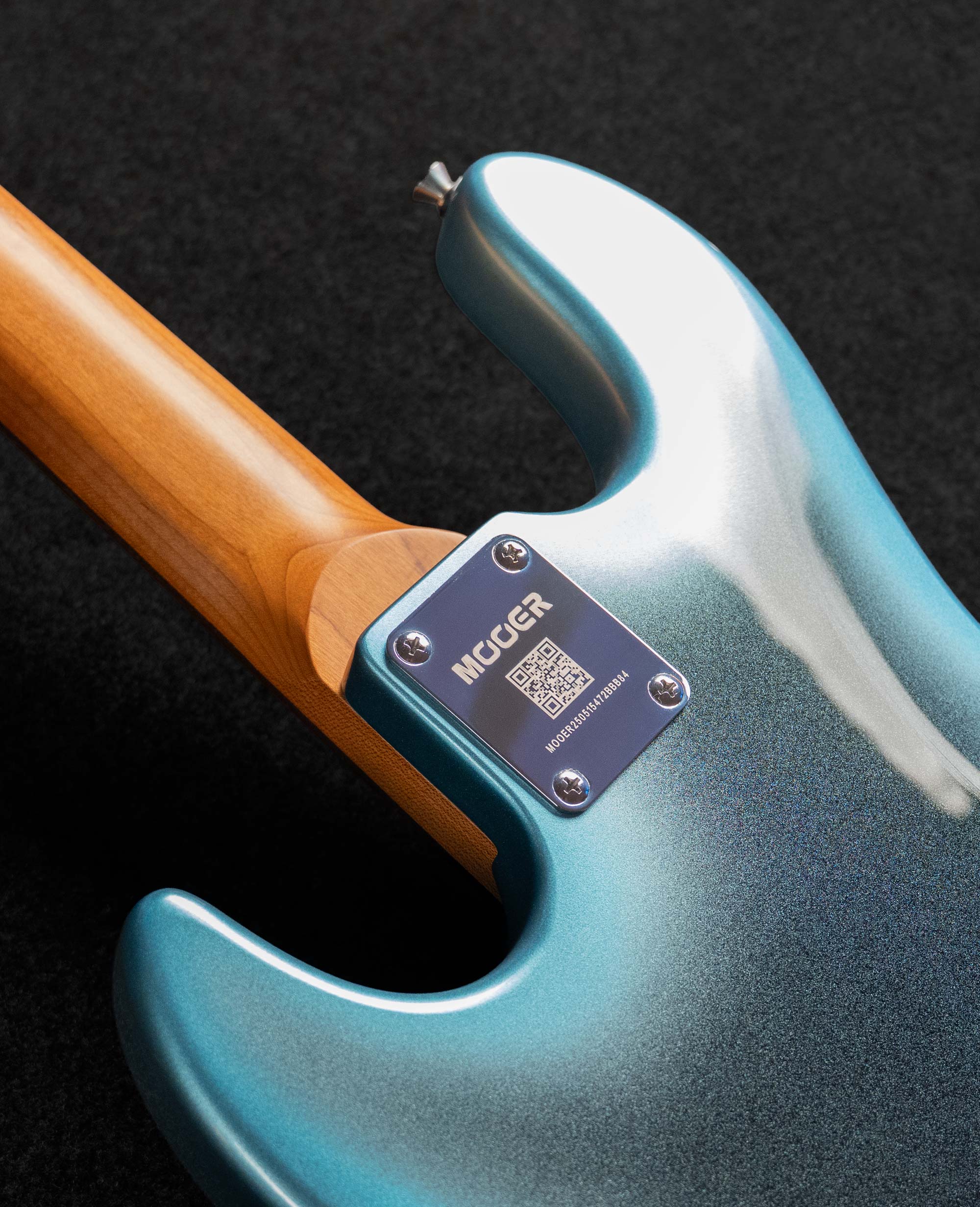 Бас-гитара Mooer MBJ412 Dark Blue - купить в "Гитарном Клубе"