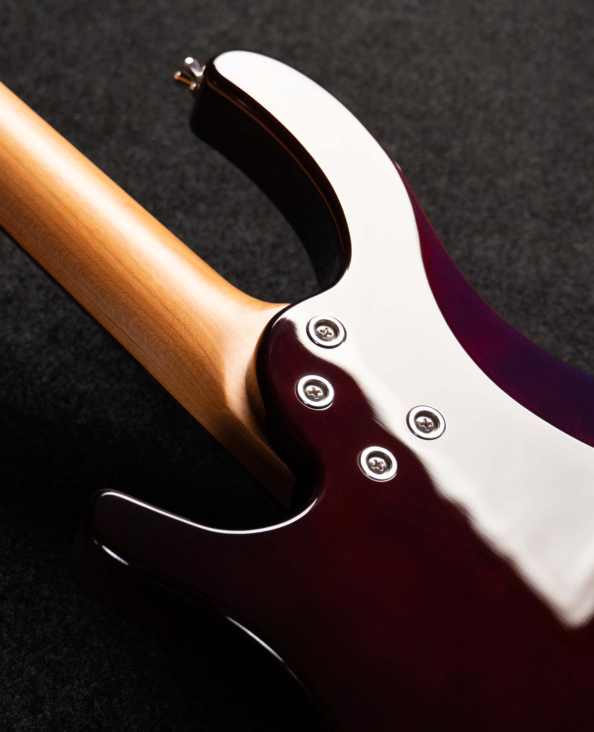 Бас-гитара уменьшенная Flight Mini Bass PBR - купить в "Гитарном Клубе"