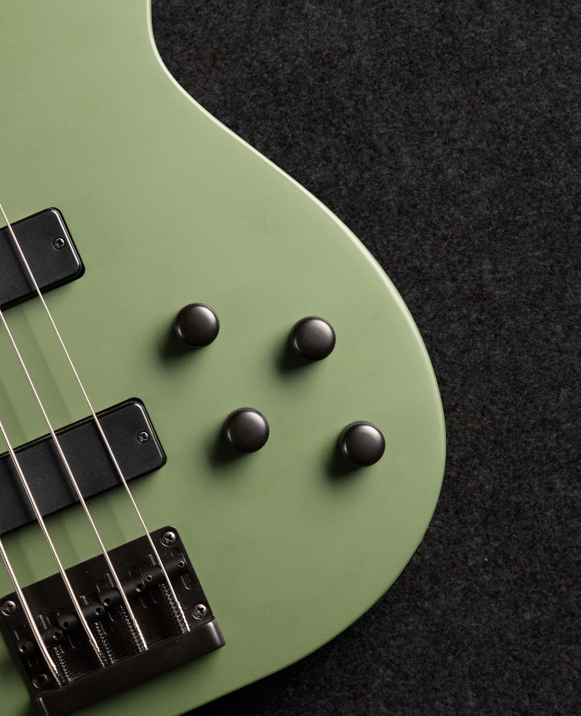 Бас-гитара Spira B-400 MGR - купить в "Гитарном Клубе"