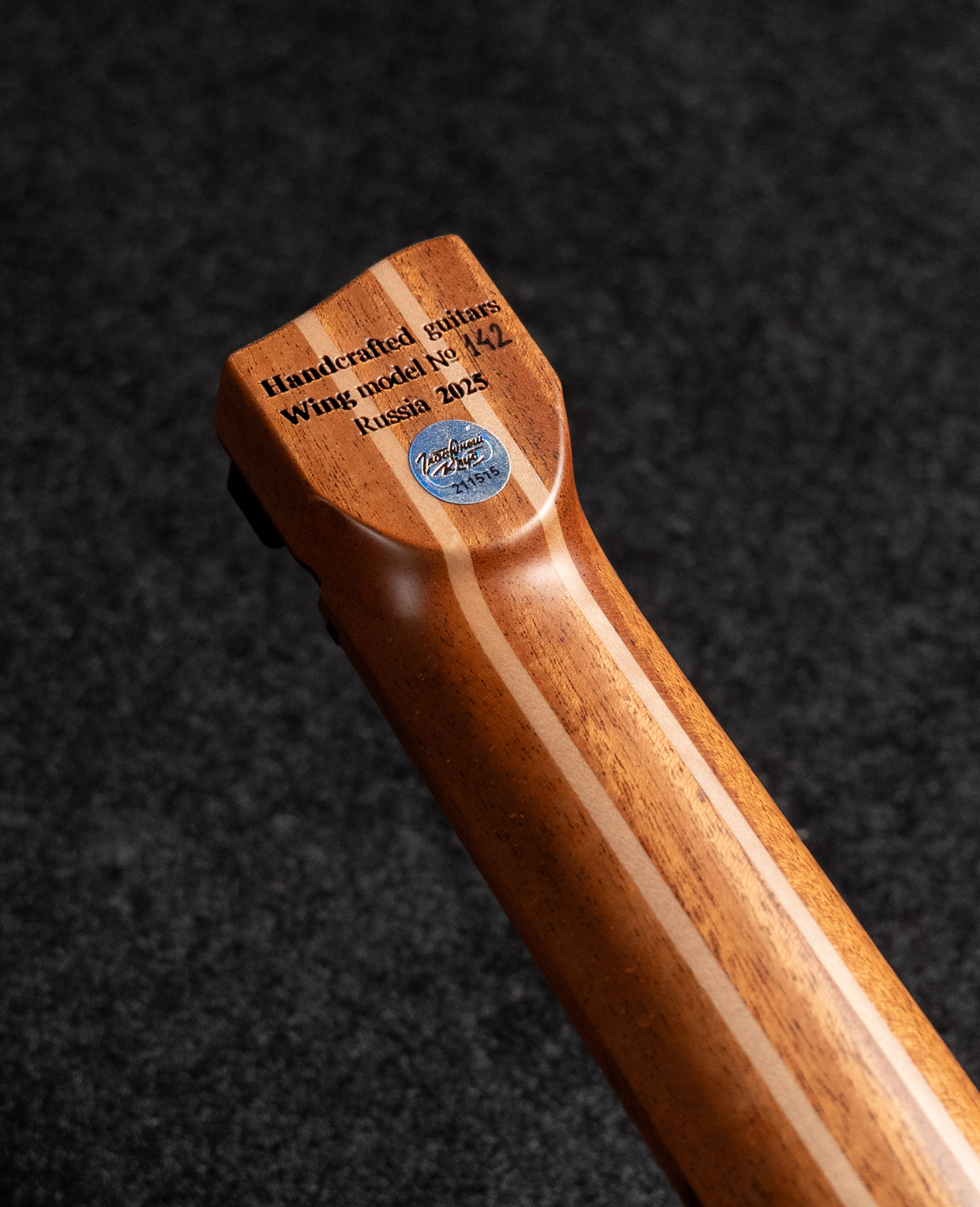 Электрогитара Khmelevsky Wing Green Theatre #142 - купить в "Гитарном Клубе"