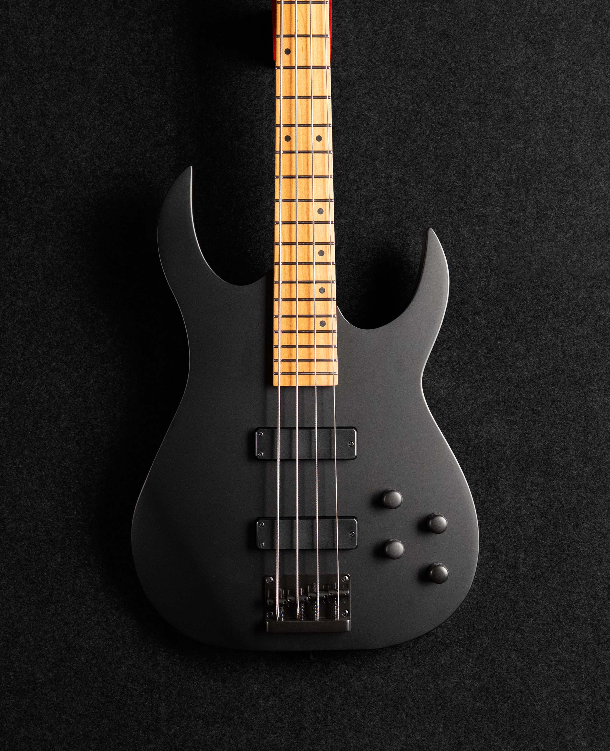 Бас-гитара Spira B-400 MBK - купить в "Гитарном Клубе"