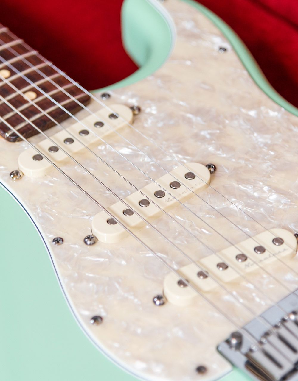 Электрогитара Fender Custom Shop Stratocaster Surf Green, именная модель Jeff Beck - купить в "Гитарном Клубе"