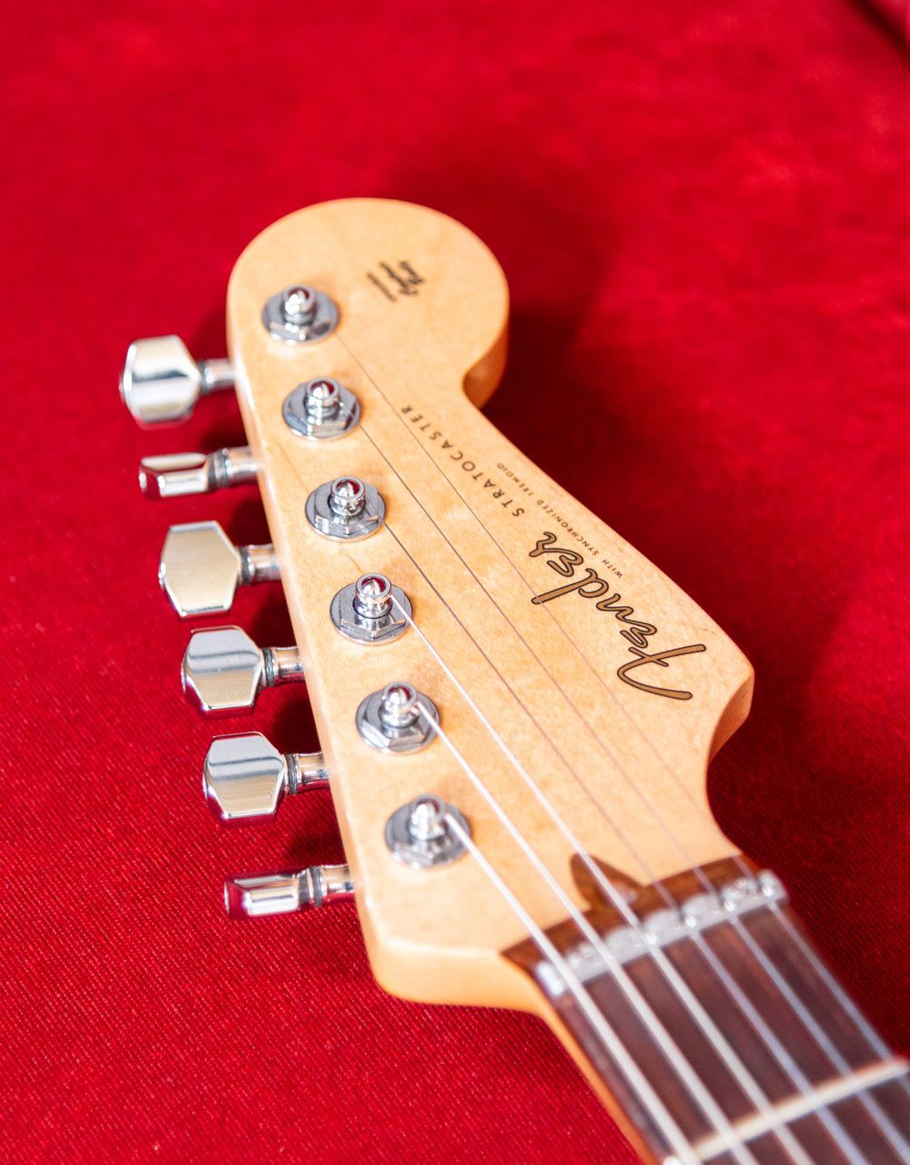 Электрогитара Fender Custom Shop Stratocaster Surf Green, именная модель Jeff Beck - купить в "Гитарном Клубе"