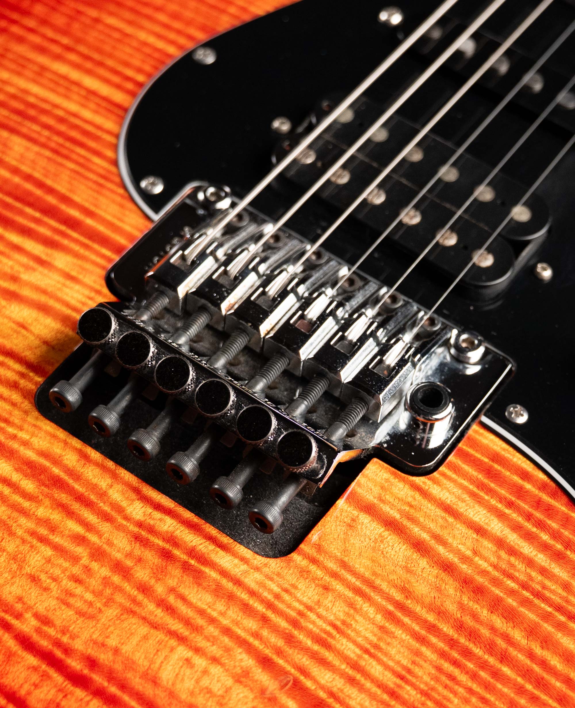 Электрогитара Suhr Standard’2009 - купить в "Гитарном Клубе"