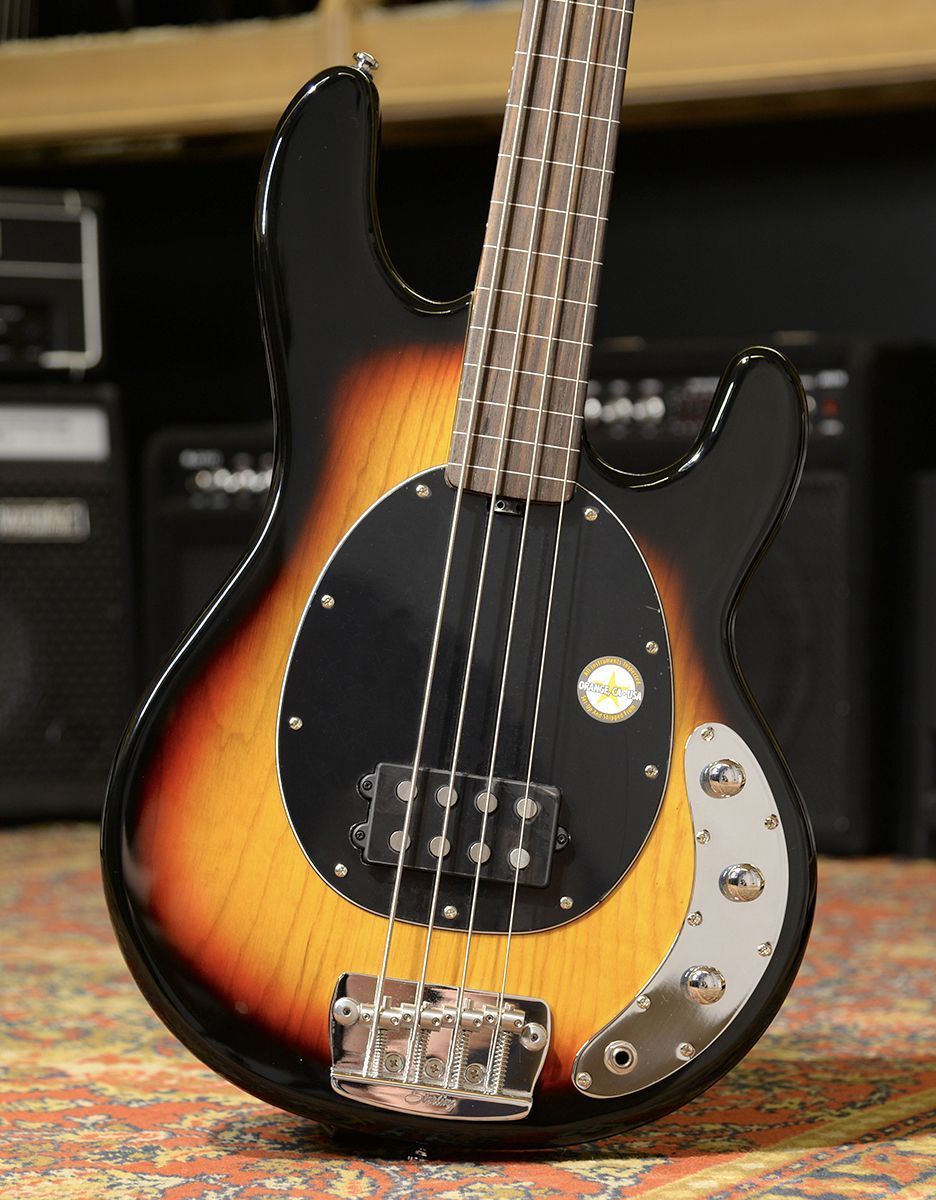 Бас-гитара Sterling RAY34 3-Tone Sunburst - купить в "Гитарном Клубе"