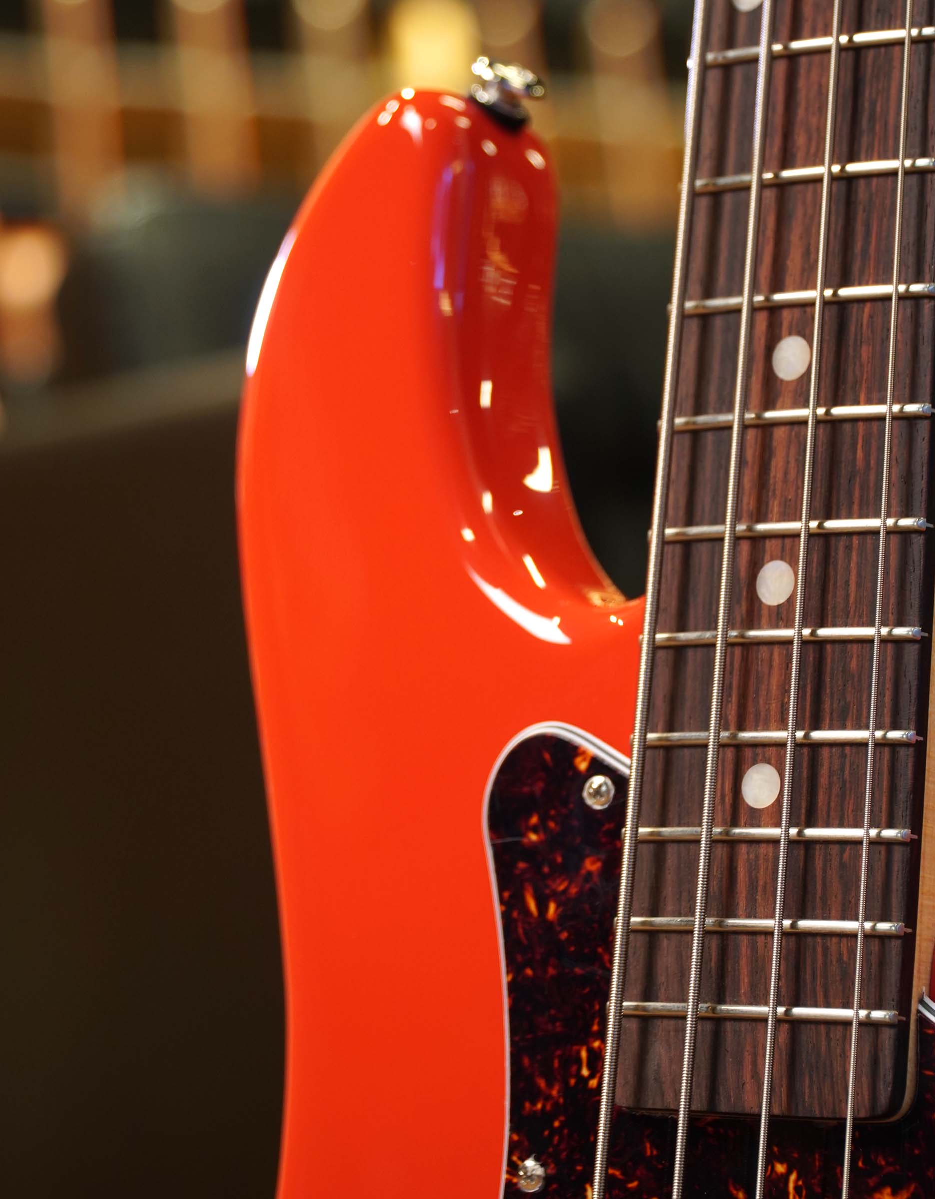 Бас-гитара G&L FD LB-100 Fullerton Red CR - купить в "Гитарном Клубе"