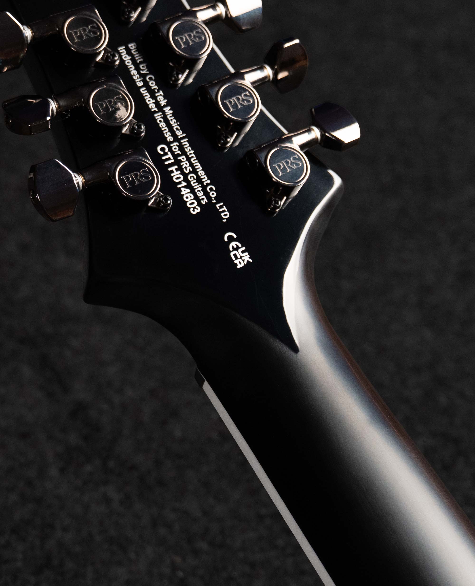 Электрогитара PRS SE MARK HOLCOMB SVN HOLCOMB BLUE BURST - купить в "Гитарном Клубе"