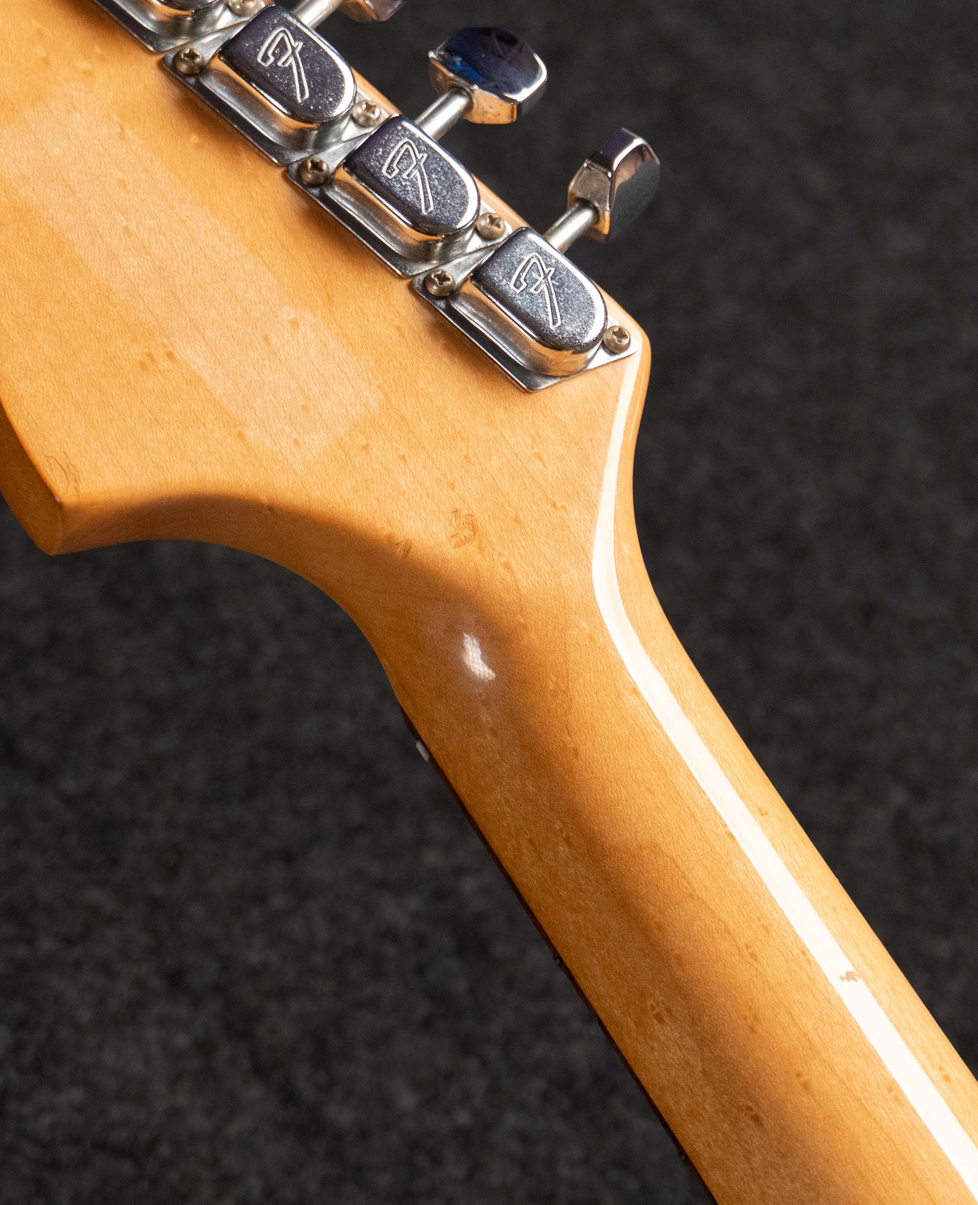 Электрогитара Fender Mustang Blonde, 1978 - купить в "Гитарном Клубе"
