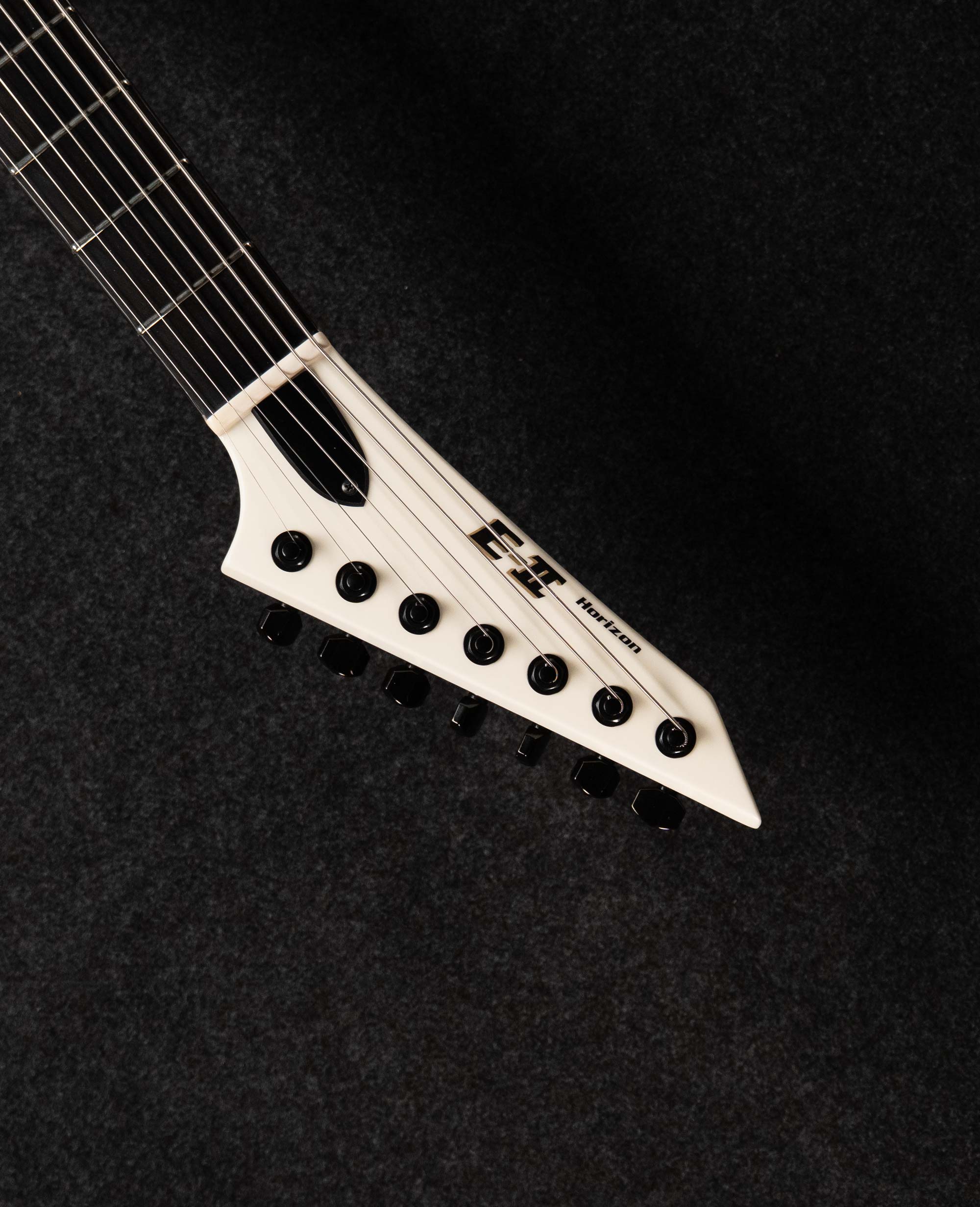 Электрогитара ESP E-II Horizon 7 Snow White Satin - купить в "Гитарном Клубе"