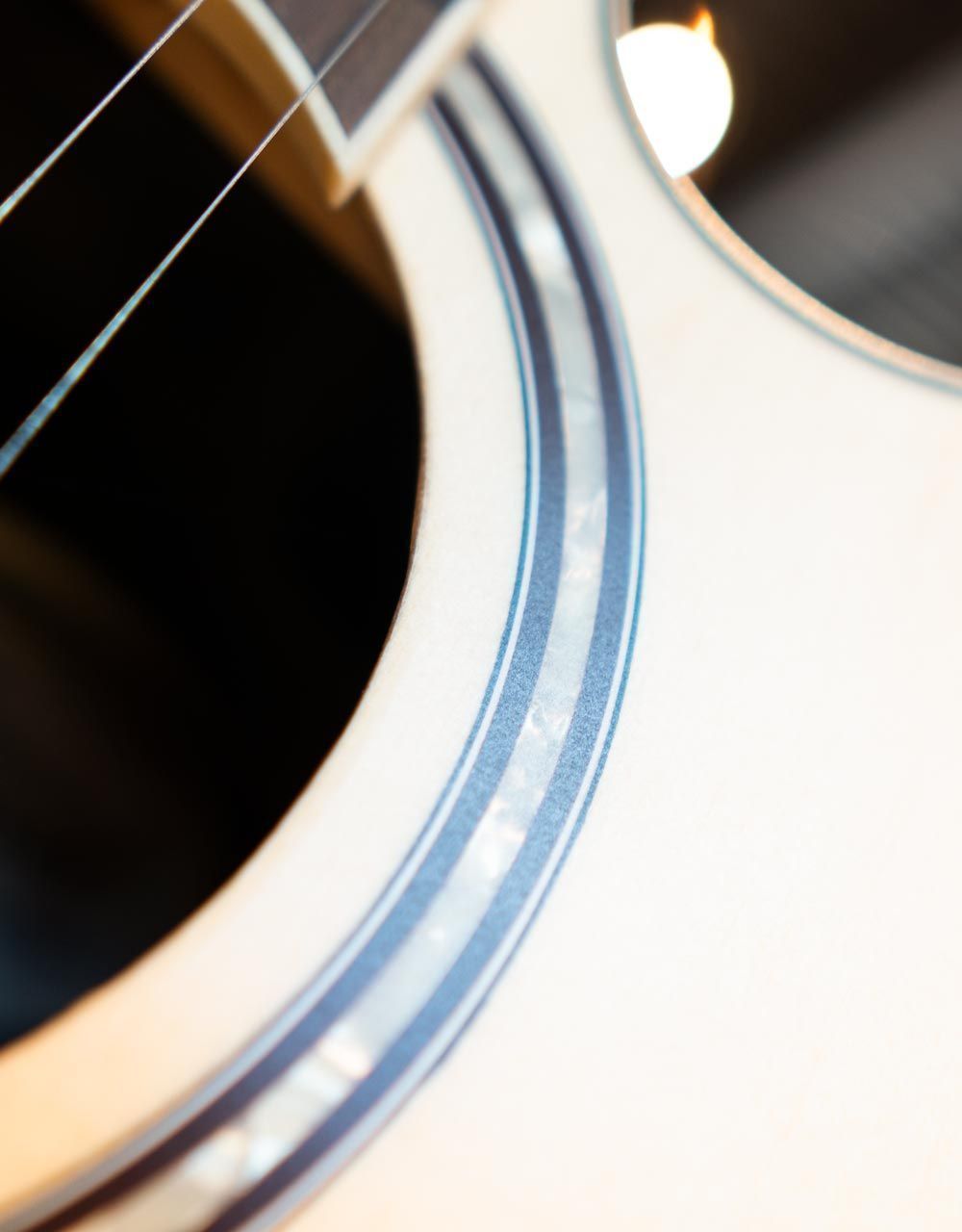 Классическая гитара Ovation Applause AB24CC-4S Balladeer Mid Cutaway Nylon - купить в "Гитарном Клубе"