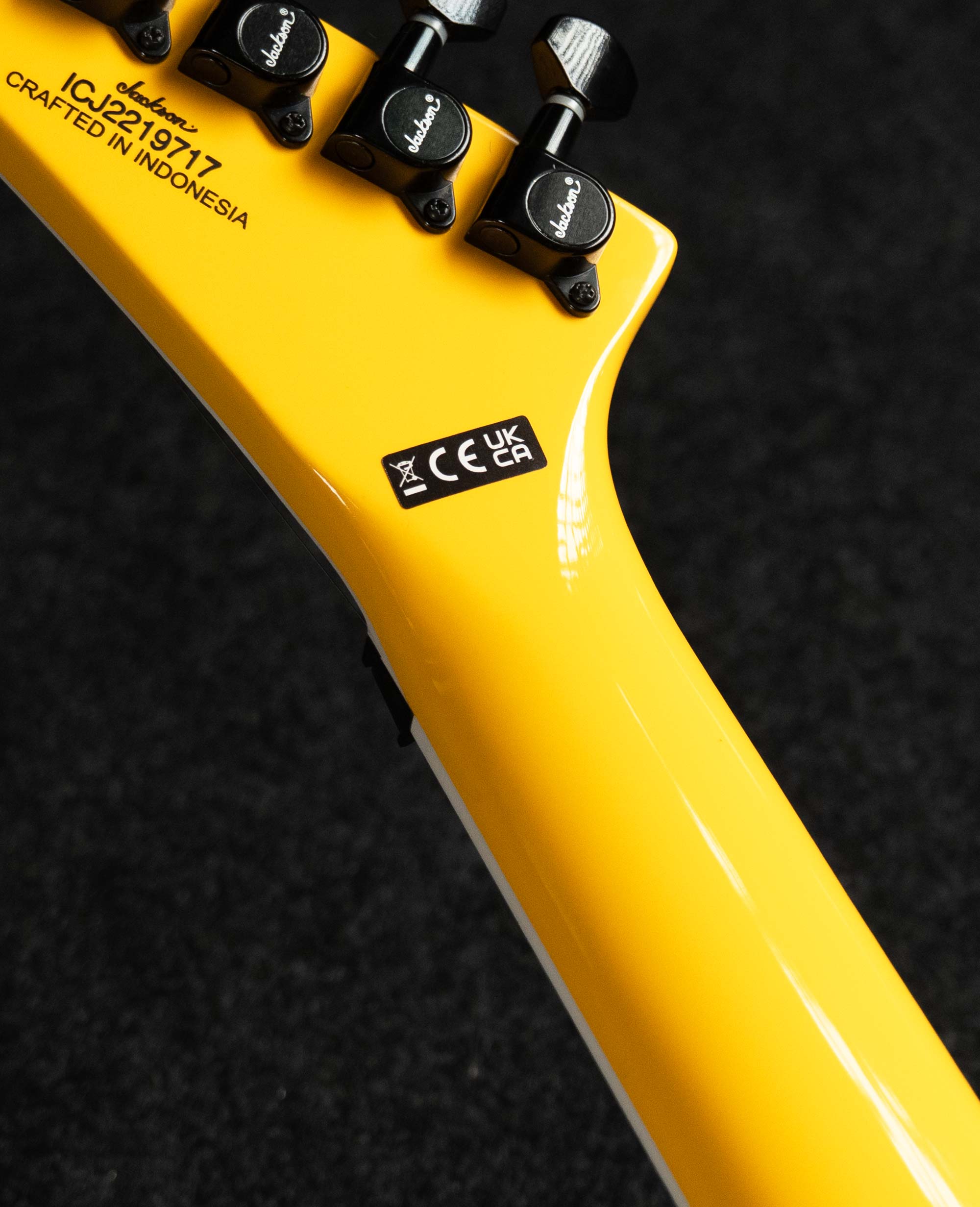 Электрогитара Jackson SL1X Soloist X Ser.Cab Yellow - купить в "Гитарном Клубе"