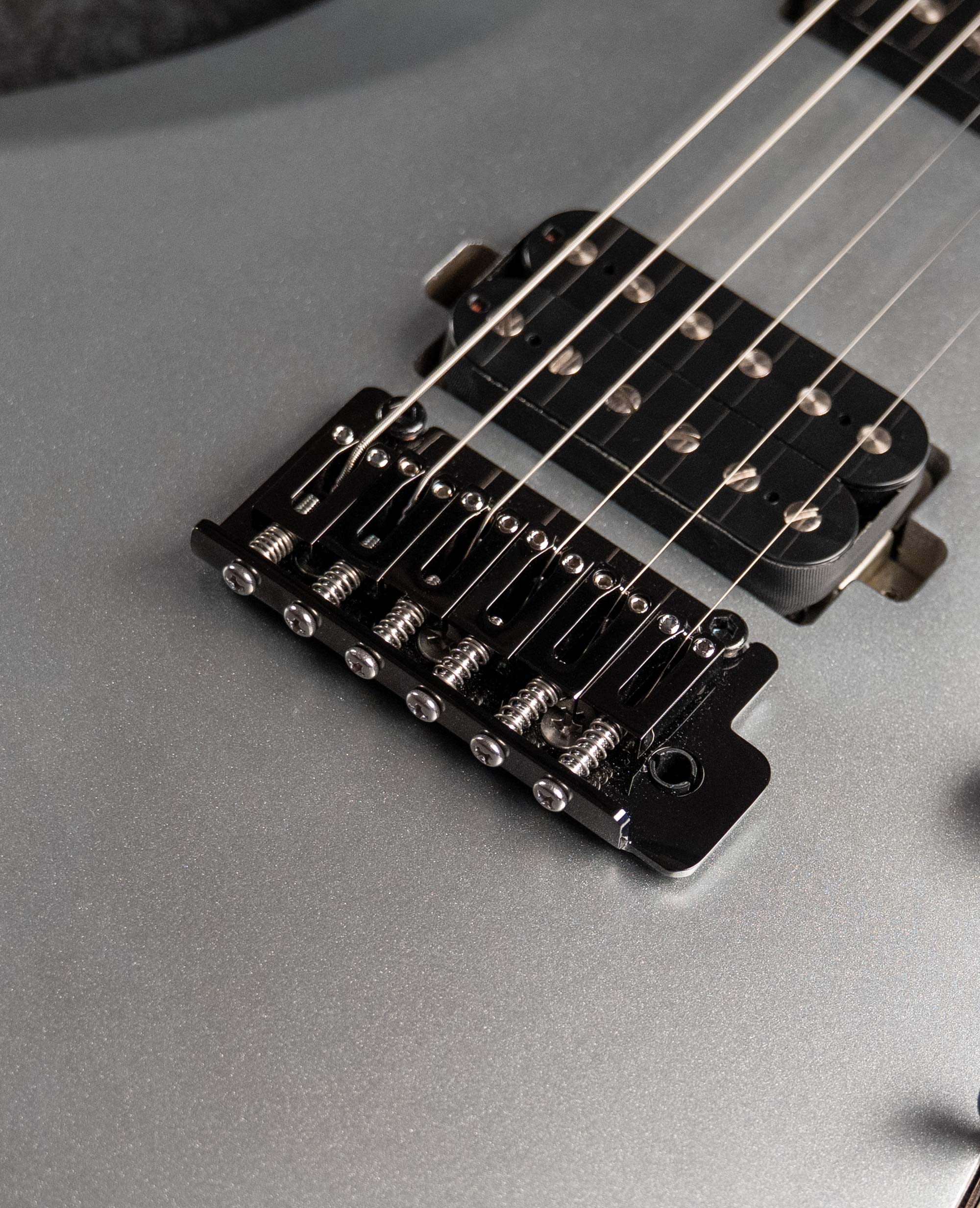 Электрогитара Covenant I-STD 100 silver - купить в "Гитарном Клубе"