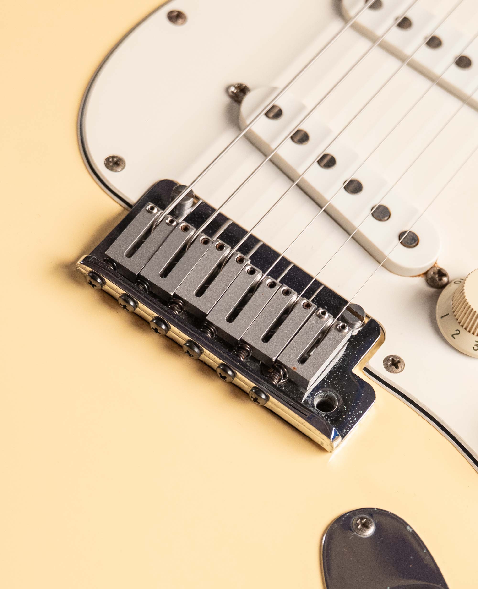 Электрогитара Fender American Standard Stratocaster,1996 - купить в "Гитарном Клубе"