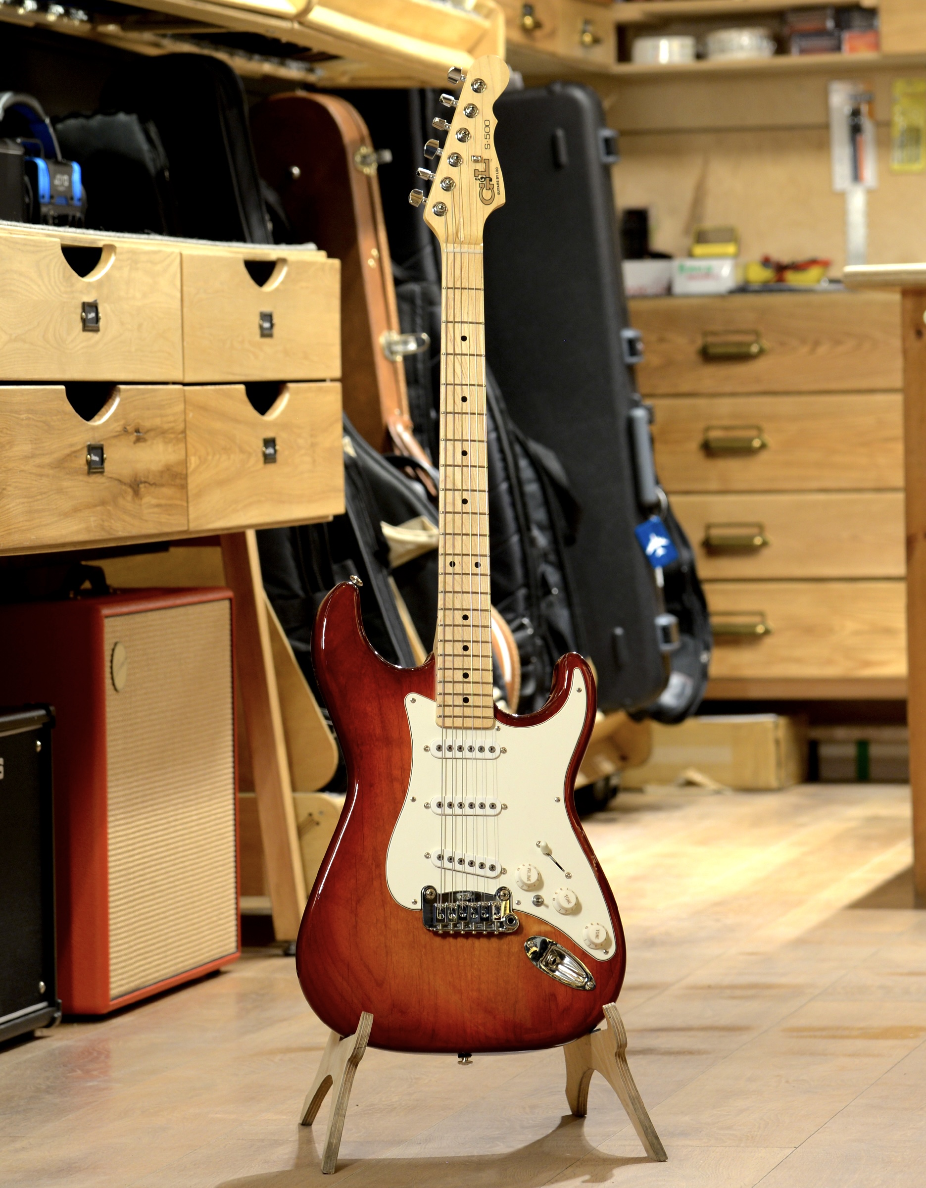 Электрогитара G&L Builder