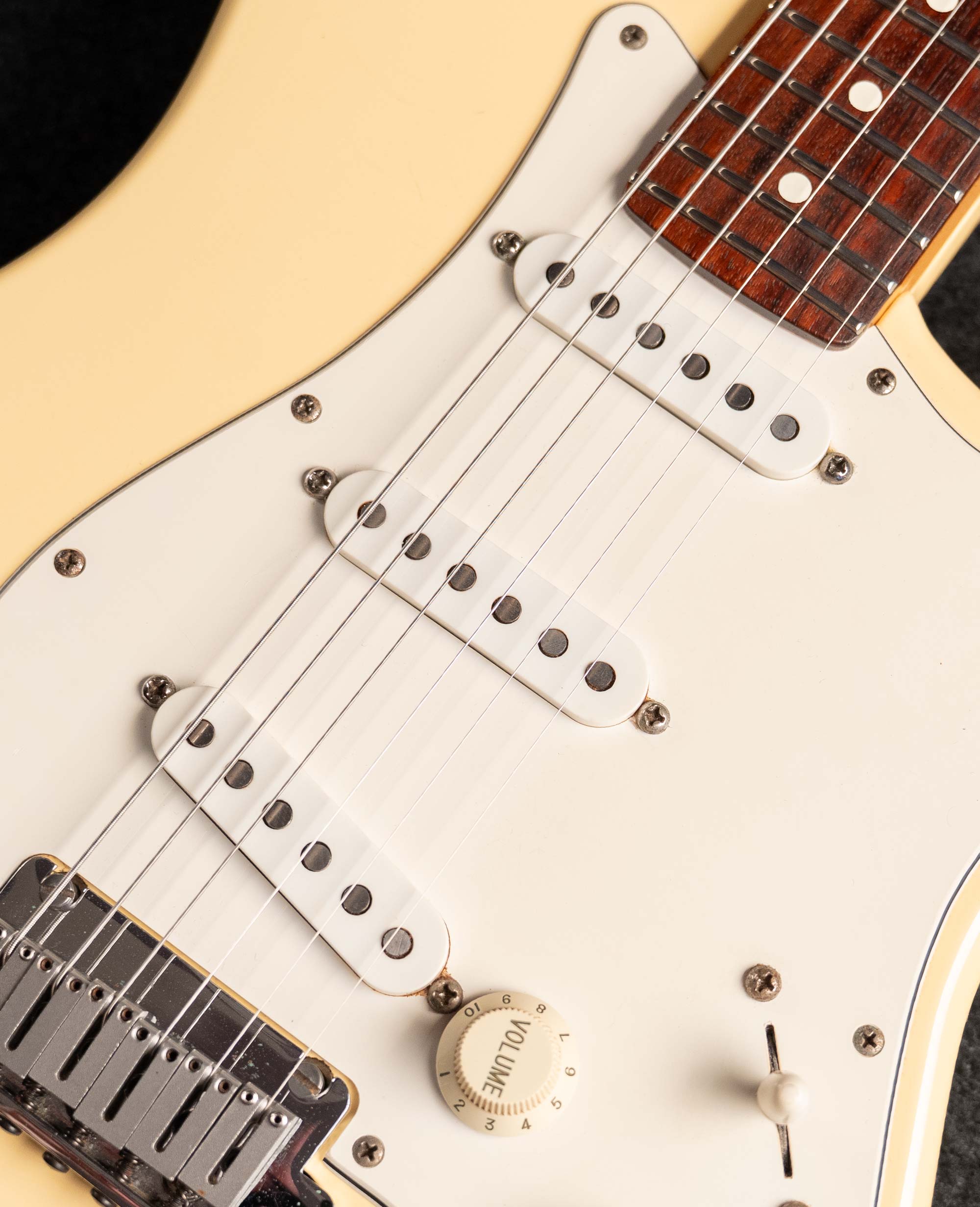 Электрогитара Fender American Standard Stratocaster,1996 - купить в "Гитарном Клубе"