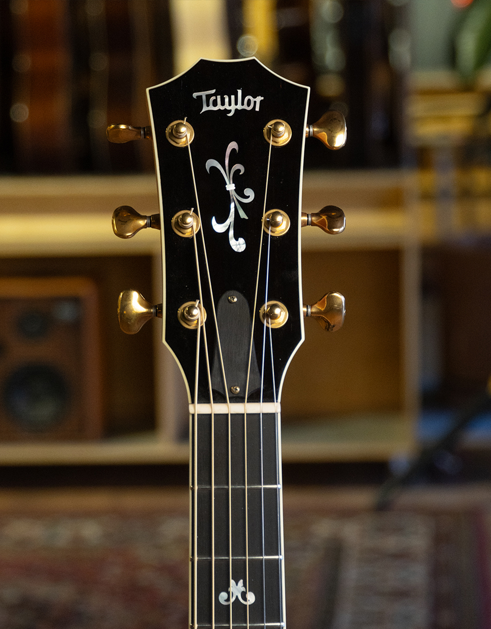 Электроакустическая гитара Taylor 914ce, 2011 - купить в "Гитарном Клубе"