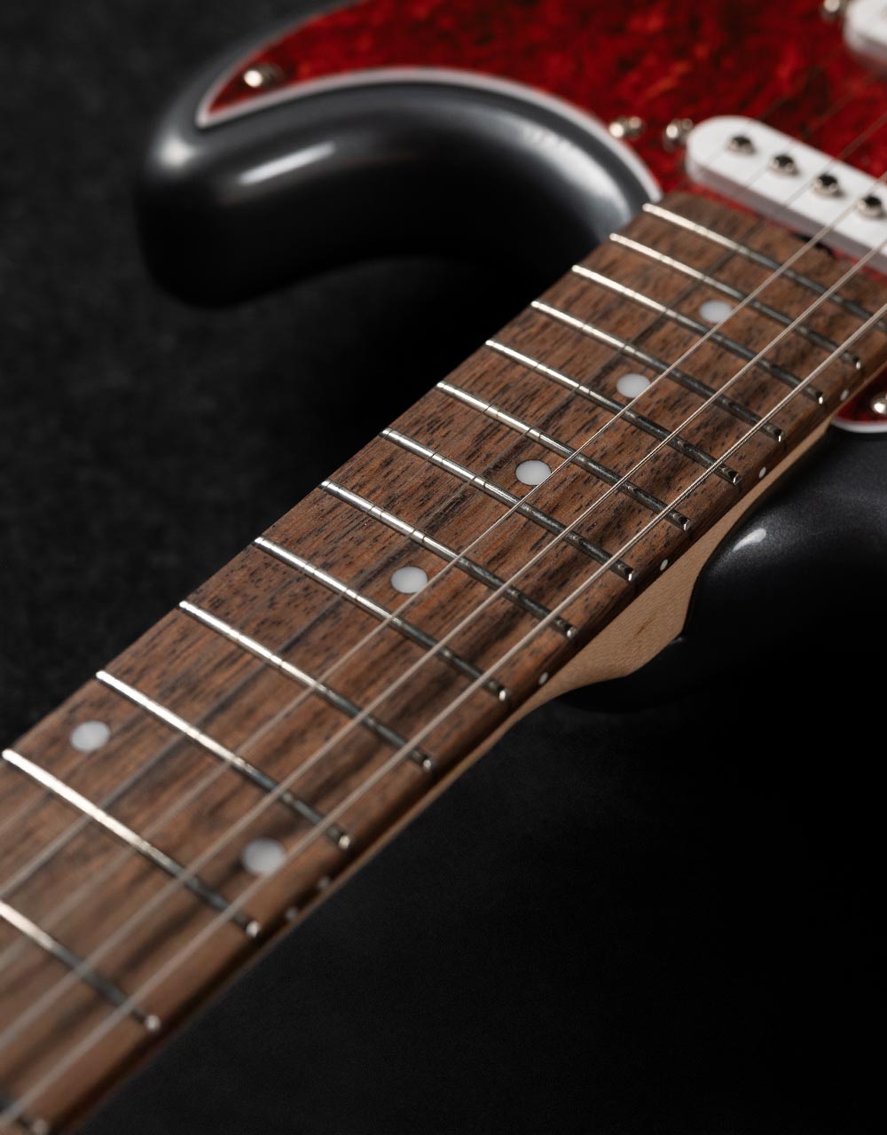 Электрогитара Sterling Cutlass SSS Charcoal Frost - купить в "Гитарном Клубе"