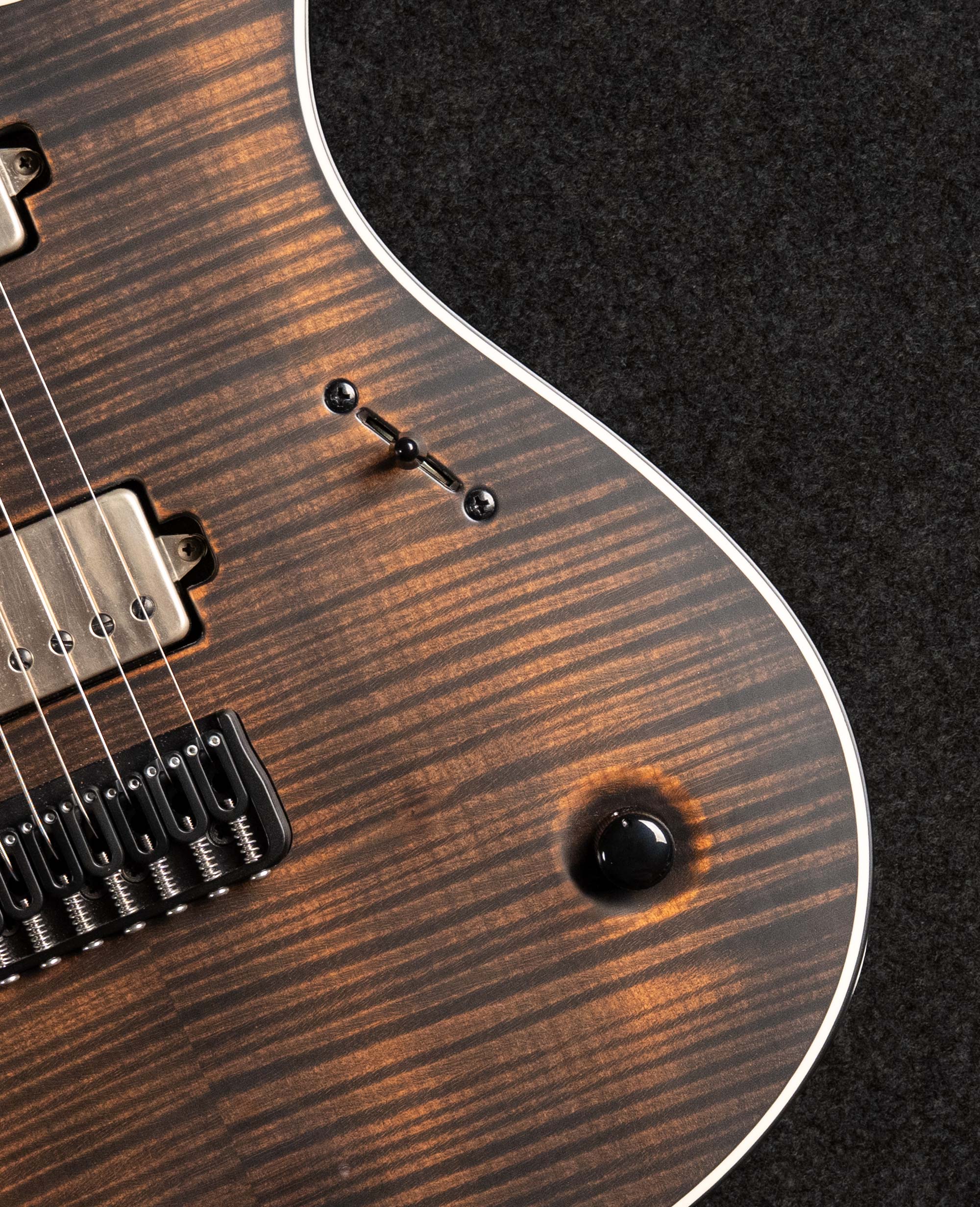 Электрогитара Mayones 7 Regius B26,5 - купить в "Гитарном Клубе"