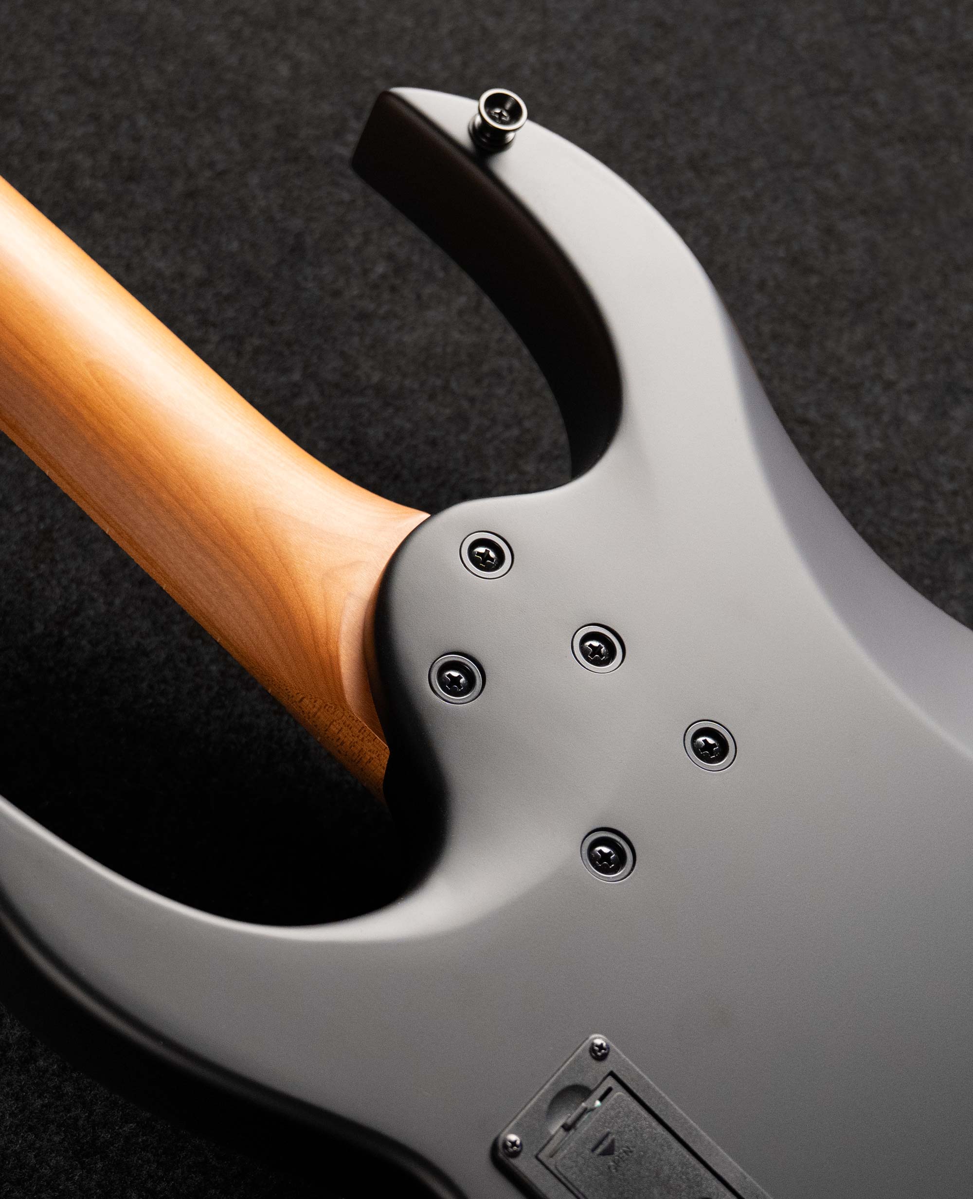 Бас-гитара Spira B-400 MBK - купить в "Гитарном Клубе"